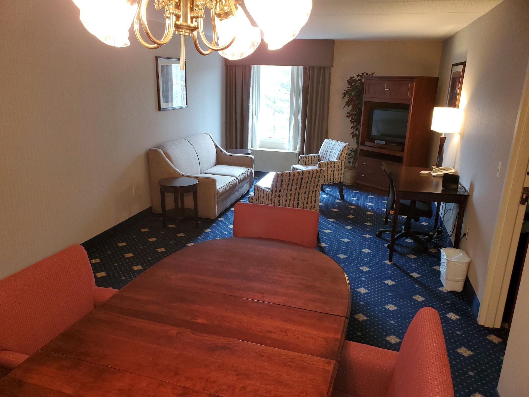 Hotel Baymont By Wyndham Groton/Mystic Esterno foto