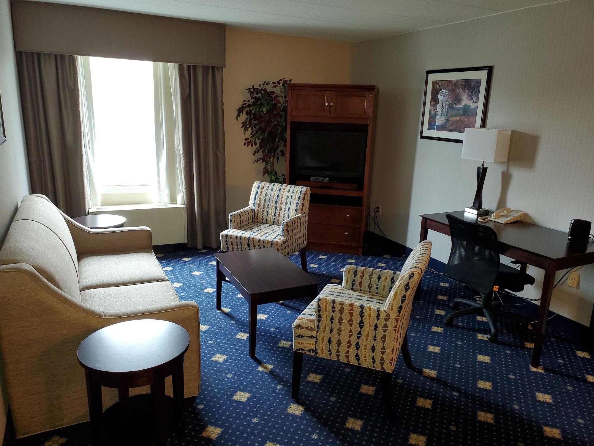 Hotel Baymont By Wyndham Groton/Mystic Esterno foto