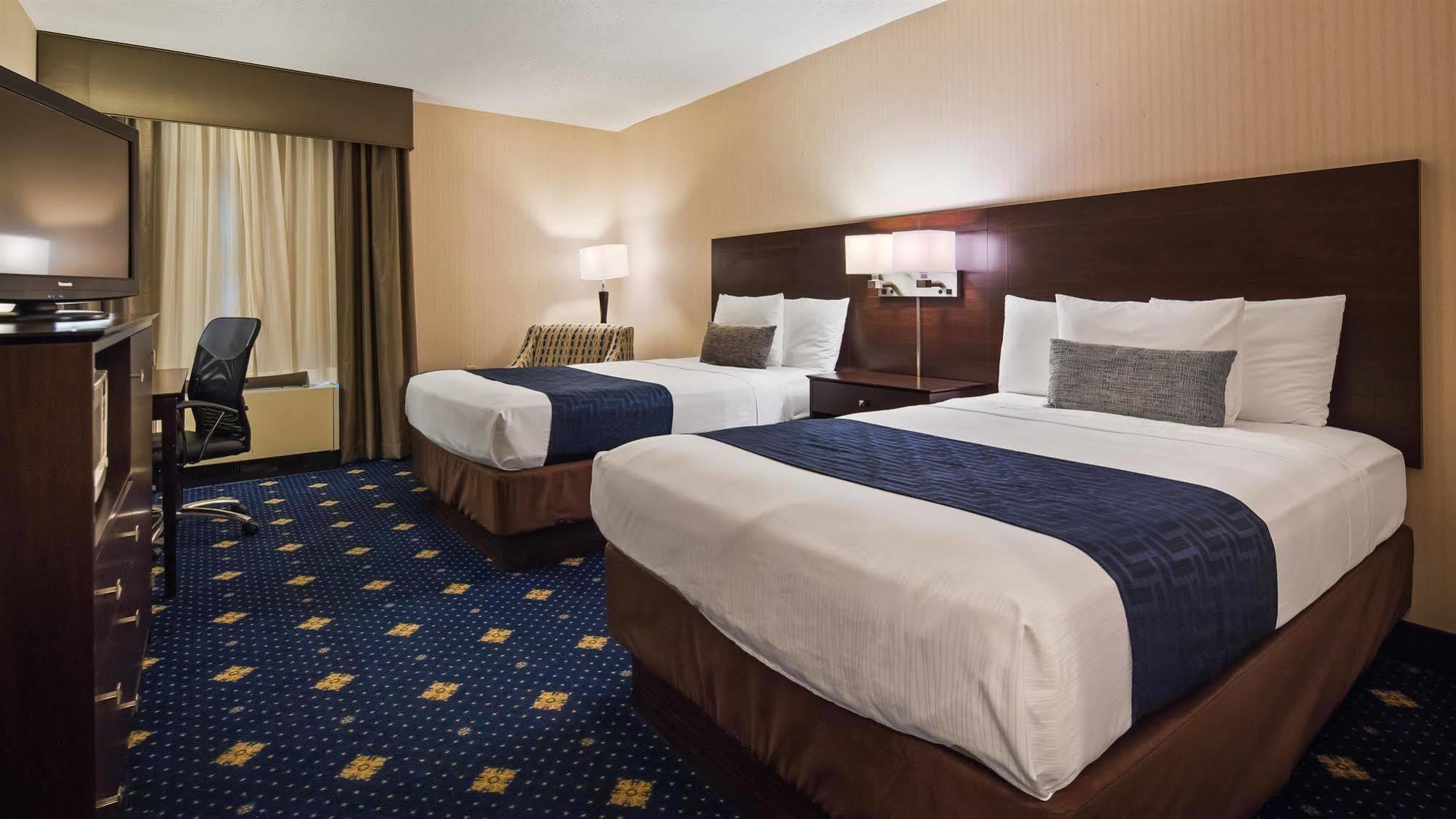Hotel Baymont By Wyndham Groton/Mystic Esterno foto