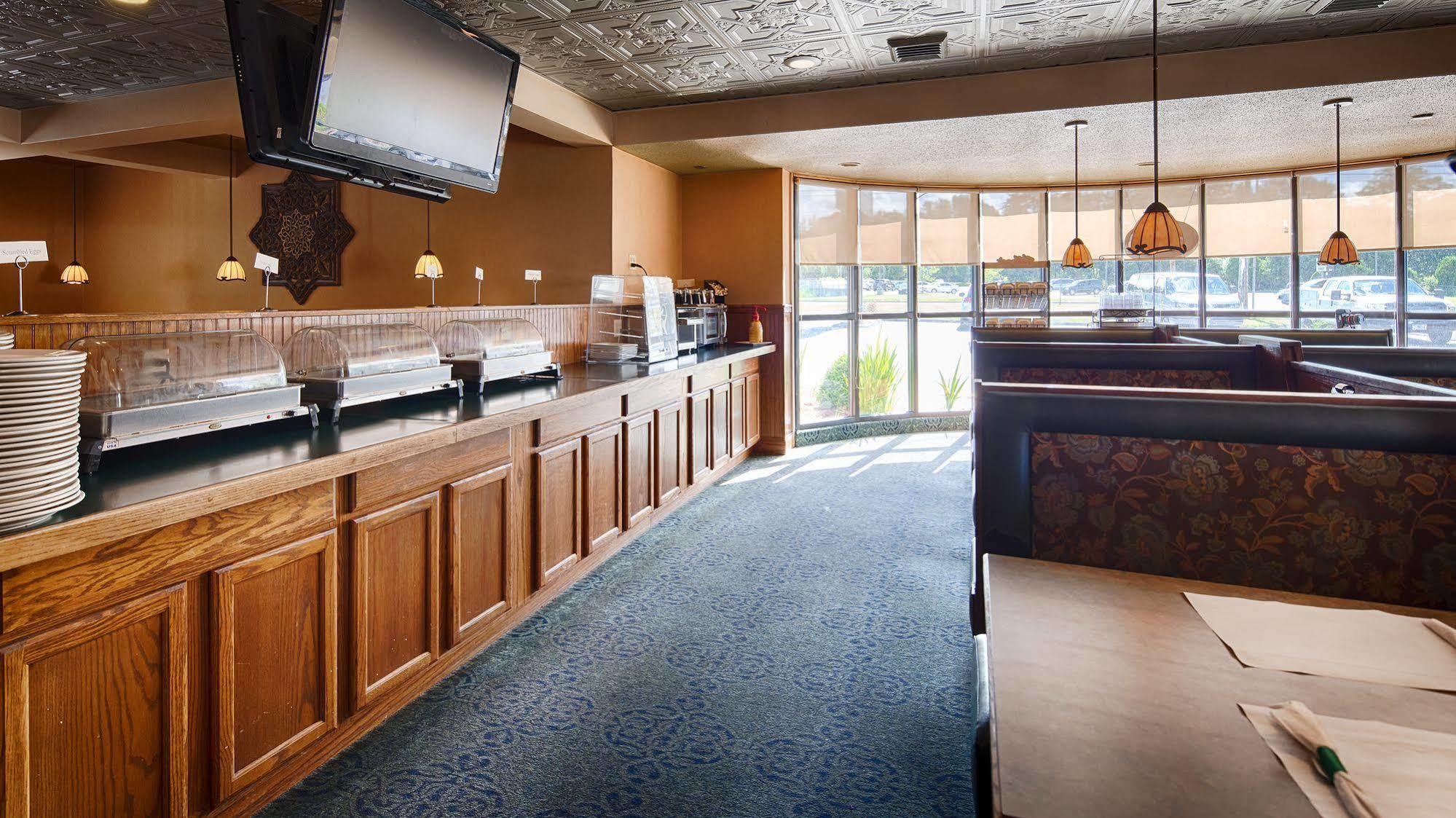 Hotel Baymont By Wyndham Groton/Mystic Esterno foto